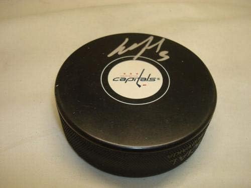 Dmitry Orlov assinou assinou Washington Capitals Hockey Puck autografado 1b - Pucks autografados da NHL