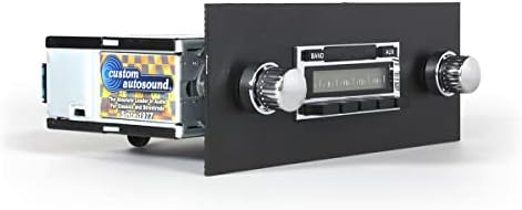 AutoSound USA-230 personalizado para um motorhome GMC em Dash AM/FM 99