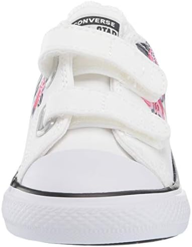 Converse Kids Infants 'Chuck Taylor All Star 2V Low Top Sneaker