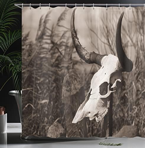 Cortina de chuveiro ocidental de Ambesonne, foto de um crânio de touro em um totens de titos mitos de mito impressão, decoração de banheiro de tecido com ganchos, 69 W x 84 L, preto branco
