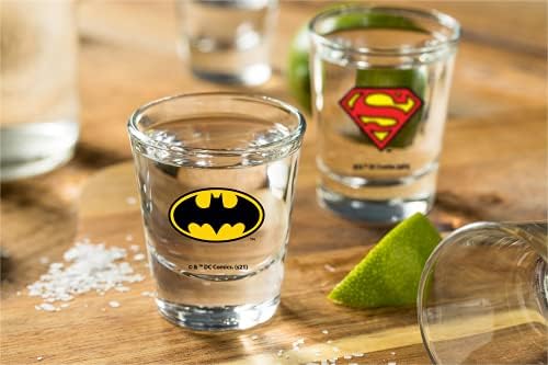 DC Comics Justice League Shot Glass Set - 2 oz. Capacidade - Conjunto de 4 óculos - Superman, Batman, Mulher Maravilha, Flash Clear
