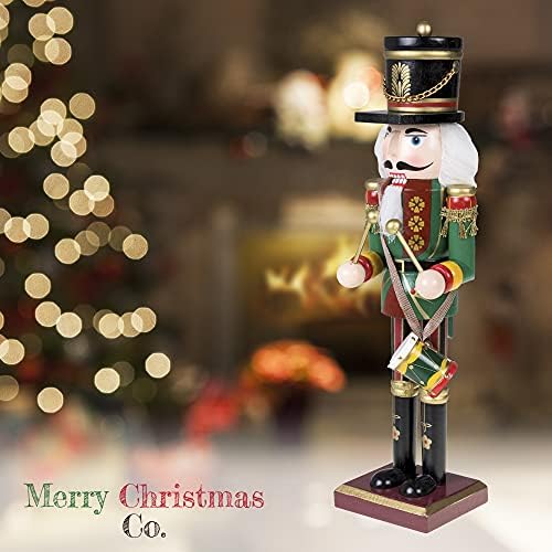 Feliz Christmas Co. 12 polegadas de madeira tradicional de madeira, decoração festiva de mesa de férias, baterista verde