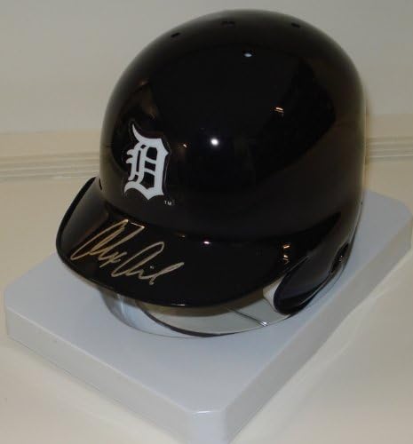 Alex Avila autografou o Mini capacete de rebatidas de Detroit Tigers