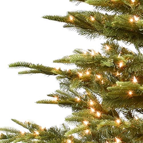 PULEO International 9 pés pré-iluminada Árvore de Natal Artificial de Balsam Fir com 800 luzes claras e 7,5 pés pré-iluminada