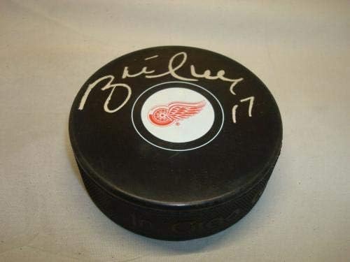 Brett Hull assinou o Detroit Red Wings Hockey Puck Autografado PSA/DNA COA 1D - Pucks de NHL autografados