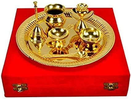 OMG oferta conjunto de 7 PCs Gold Diwali Pooja Thali Conjunto Ladoo Gopal Bhog Plate Set/Ocasional Gift Puja Thali para Aarti Ação de Ação de Graças com caixa de veludo vermelho thali - 8,5 polegadas