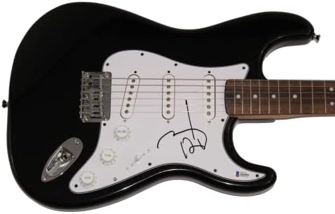 Johnny Depp assinou autógrafo em tamanho grande Black Fender Stratocaster Guitarra com Autenticação Beckett Bas Coa - Vampiros