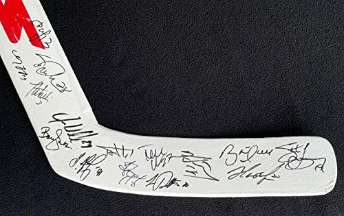 2001-02 Campeão da Copa Stanley Detroit Red Wings Team assinou Stick JSA Loa CoA - Autographed NHL Sticks