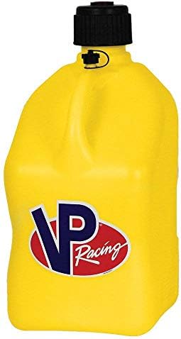 VP Racing Fuels Motorsport 5 Gallen Square Plastic Utility Jug Yellow W/ Mangueira de 14 polegadas apresenta tampa e pescoço