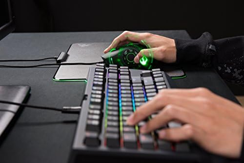 Razer Naga Hex V2: 7 botões Grade de polegar - 16.000 DPI ajustável - Novo fator de forma ergonômica - MOBA Gaming Mouse