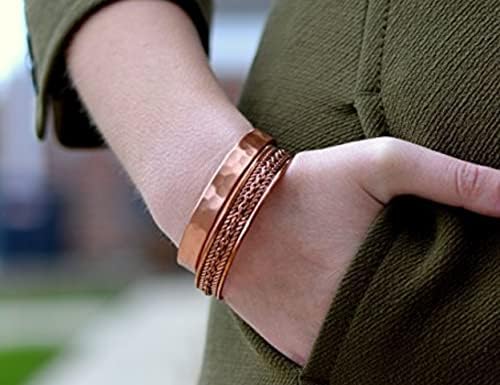 Pulseiras de cobre antigas feitas à mão para homens e mulheres com braceletes de terapia de gravação-artrite e alívio natural e efetivo