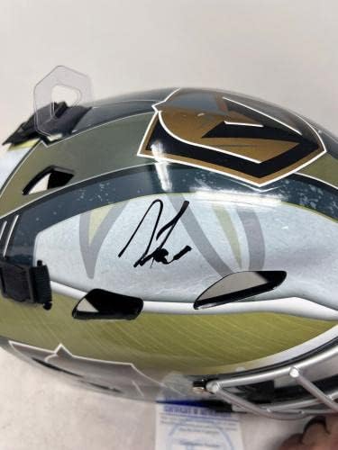 Logan Thompson Las Vegas Cavaleiros de Ouro assinado Máscara de Autógrafo PSA COA - Capacetes e máscaras autografadas da NHL