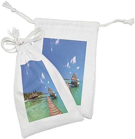 Conjunto de bolsas de tecidos de 2 Ambesonne Beach Pathway de 2, Ilha das Maldivas com um longo cais e um tema de férias de verão relaxante de iate, pequeno saco de cordão para máscaras e favores de produtos de higiene pessoal, 9 x 6, multicolor
