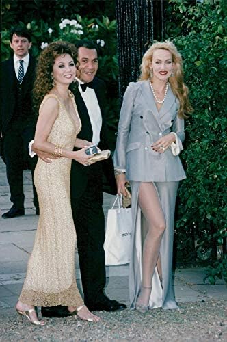 Foto vintage de Jerry Hall no casamento entre Imran Khan e Jemima Goldsmith