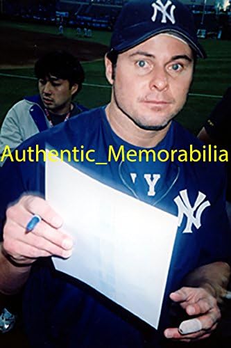 Jason Giambi autografou Oakland Athletics 8x10, com prova, imagem de Jason assinando para nós, JSA Authenticed, New York Yankees, campeão da World Series, Oakland Athletics