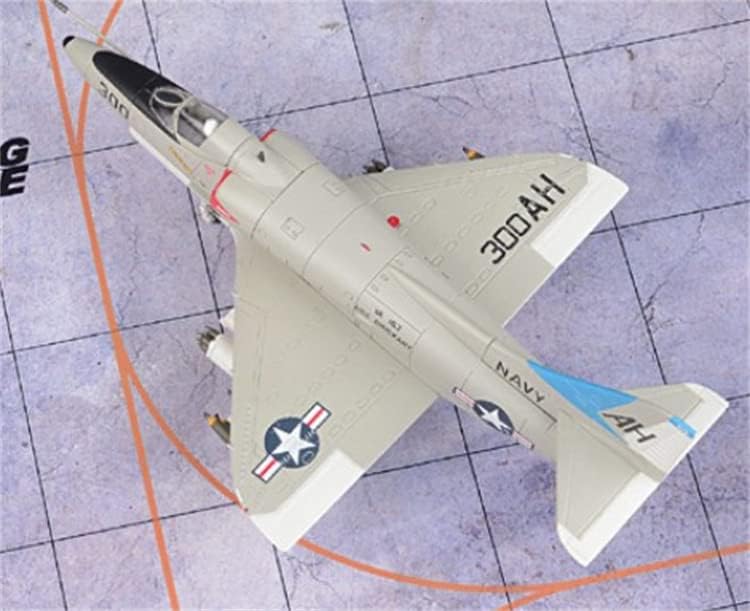 Hobby Master A-4E Skyhawk 149959 Navy dos EUA VA-163 Saints USS Oriskany-CV-34 LT. Cmdr. John McCain Vietnã - 1967 com mk.82 e mísseis de bullpup 1/72 modelo de aeronave diecast