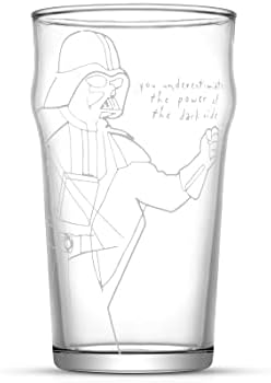 Joyjolt Sketch Art Star Wars ™ Glassware Conjunto de 4 copos de cerveja. 19oz de óculos de bebida - a partir deste Galaxy Star Wars Gifts. Darth Vader Glass, Princess Leia, C3PO e Copos de vidro Stormtrooper.