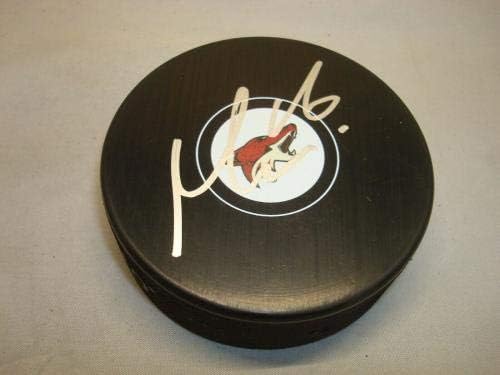 Max Domi assinou o Arizona Coyotes Hockey Puck PSA/DNA CoA 1C - Autografado NHL Pucks