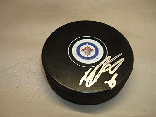 Marko Dano assinou o Winnipeg Jets Hockey Puck autografado 1b - Pucks autografados da NHL