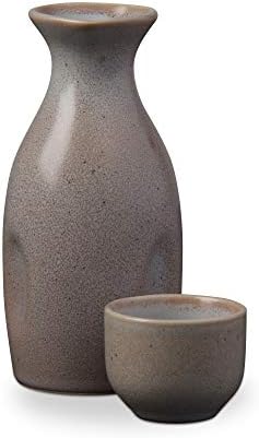 Marcar um grande conjunto de saquê blush japonês artesão artesanal em forma de grita com 1 calafe e 1 xícara de cinza