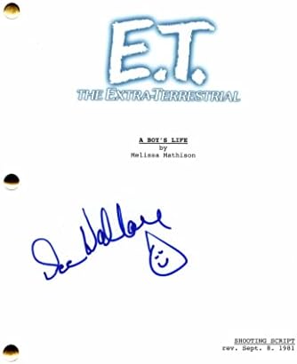 Dee Wallace assinou o autógrafo e o roteiro de filme completo extra -terrestre - co -estrelado: Robert Macnaughton,