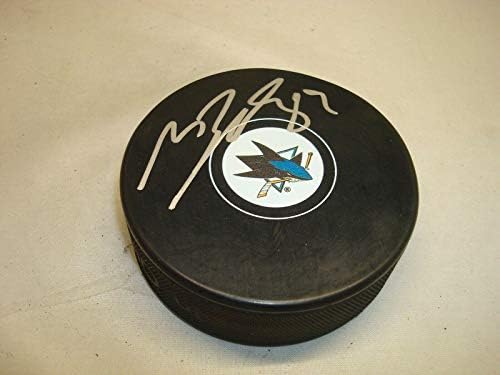Mikkel Boedker assinou San Jose Sharks Hockey Puck autografado 1b - Pucks de NHL autografados