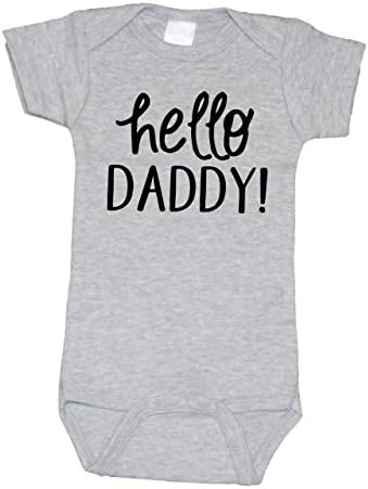 Bump e Beyond Designs Hello Daddy Surpree o anúncio da gravidez para o marido