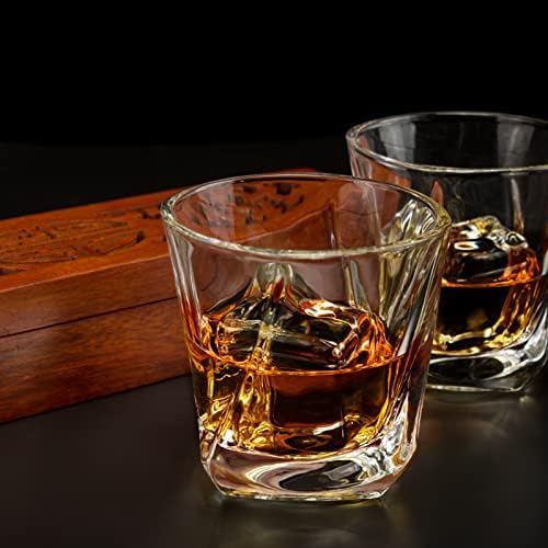 Crystal Whisky Glass 7oz, óculos de bourbon conjunto de 4 na caixa de presente. Rocks Barware para o uísque irlandês Rum antiquado Snifter escocês - Tumblers exclusivos para baixo para homens para homens, pai