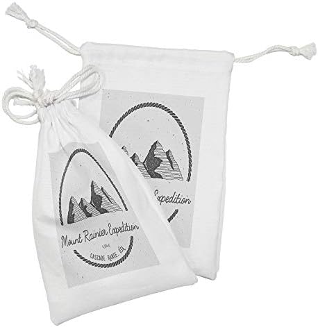 Ambesonne Mt Rainier Fabric bolsa Conjunto de 2, Logo de aventura Look Design Mount Rainier Expedition Cascade Range, Small Banchipstring Saco para máscaras e favores de produtos de higiene pessoal, 9 x 6, cinza cinza pálido cinza cinza