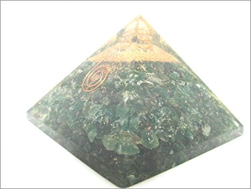 Jato energizado mica verde 4 polegadas Orgone pirâmide pedras preciosas de cobre mistura de metal cura rara energia positiva radiação de proteção faria