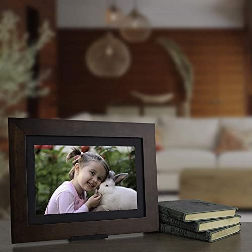 Brookstone Photoshare 8 ”Smart Digital Picture Frame, Envie fotos de telefone para quadros, Wi -Fi, 8 GB, contém mais de 5.000 fotos, tela sensível ao toque em HD, madeira de café expresso premium, configuração fácil, sem taxas