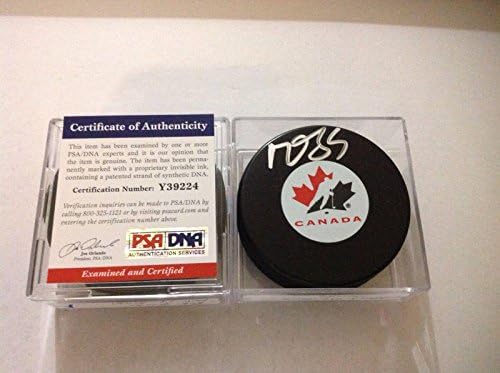 Mark Giordano assinou a equipe Canadá Hóquei Puck PSA DNA CoA autografou um - Pucks autografados da NHL