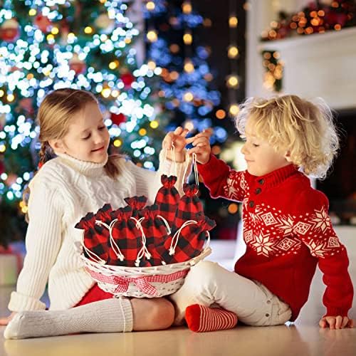 Lokipa 24pcs de Natal Buffalo Sacos de cordão xadrez, pequenas sacolas de cordão de natal Red e preto Buffalo Design de Natal Mini -presente para embrulho de natal