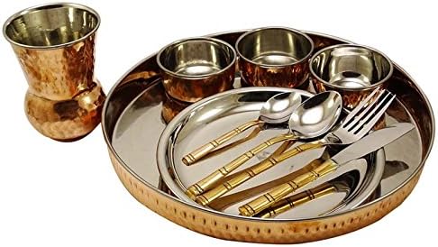 Conjunto de utensílios de cozinha tradicional indiana Conjunto de jantar de aço de cobre antigo