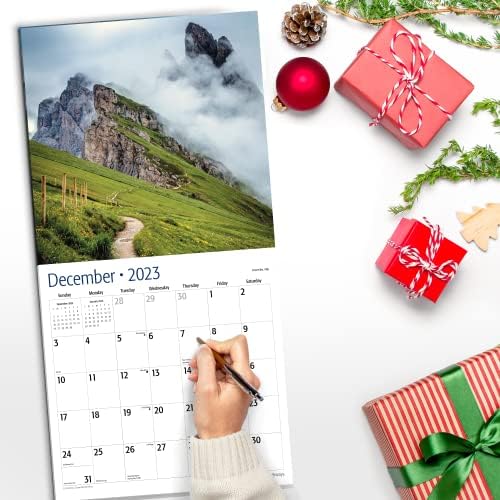 Caminhos de belas e belos caminhos vermelhos de janeiro - dezembro de 2023 Calendário de parede mensal | Deluxe Edition