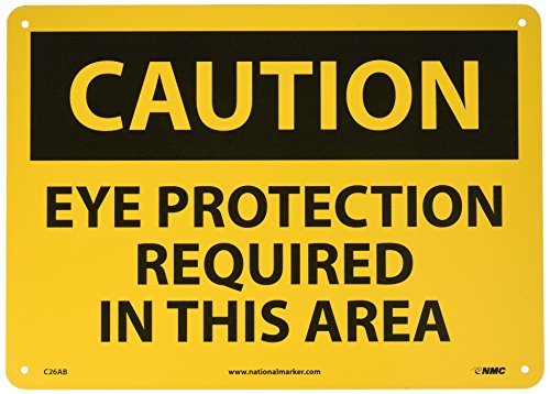 NMC C26P OSHA sinal, lenda Cuidado - proteção ocular necessária nesta área, 10 comprimento x 7 altura, vinil sensível à pressão, preto em amarelo