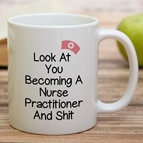 Retreez Funny Caneca - Veja você se tornando uma enfermeira graduação 11 Oz Canecas de café em cerâmica - engraçado, sarcasmo, inspirador, presentes de aniversário motivacional para amigos, colegas de trabalho, irmãos, irmã