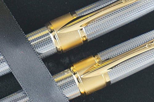 Cross Limited Edition in Elegante Haberdashery termina Apogee Executive Diamond Cut Medalist elegante com caneta