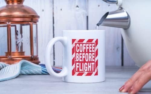 Café antes do chá e caneca de café para tripulação, pilotos e aviadores